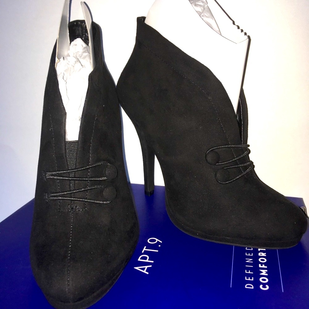 Black Ankle Booties Size 8.5